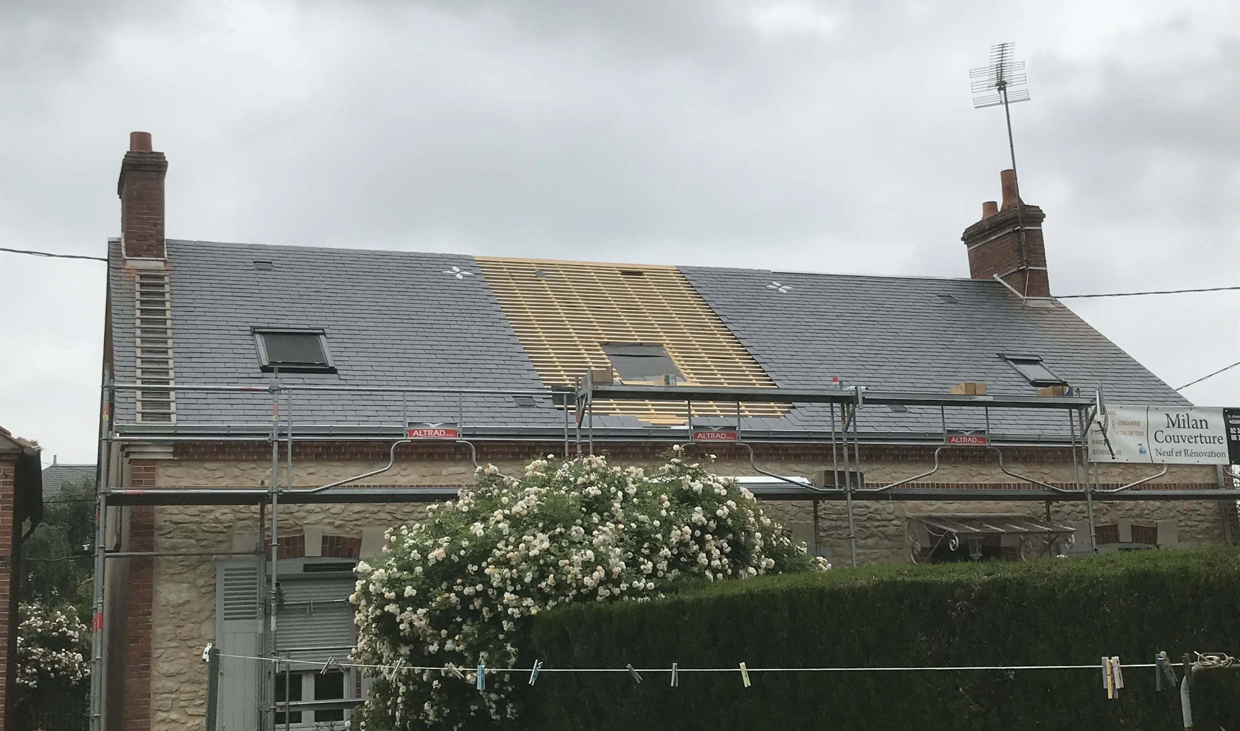 Pose et remplacement de fenêtre de toit Velux à Lorris